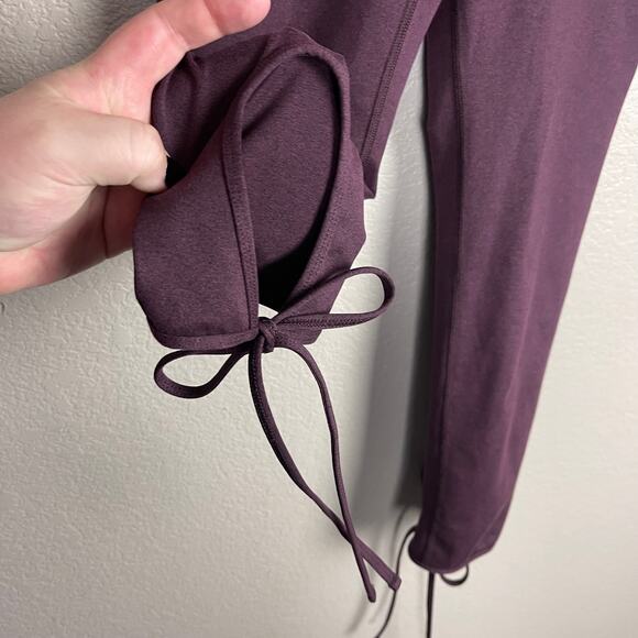 Aerie Deep Purple Cropped Cut Out Legging Size Small - Picture 3 of 7